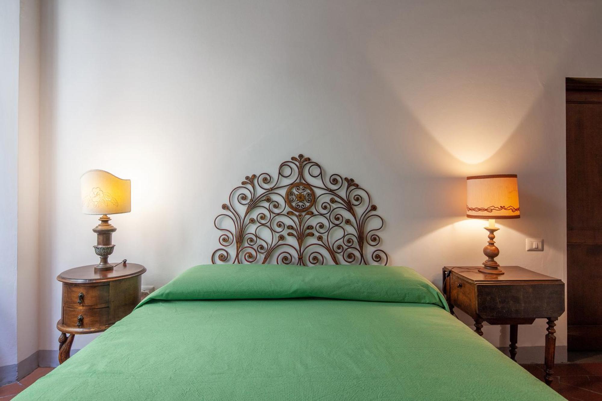 Aurora’s: Renaissance Suite, Aircondo Bdr * Florence